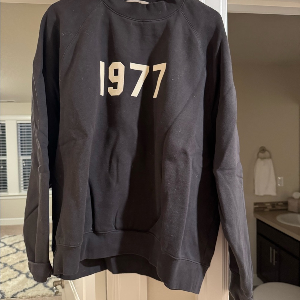 Black 1977 Sweatshirt